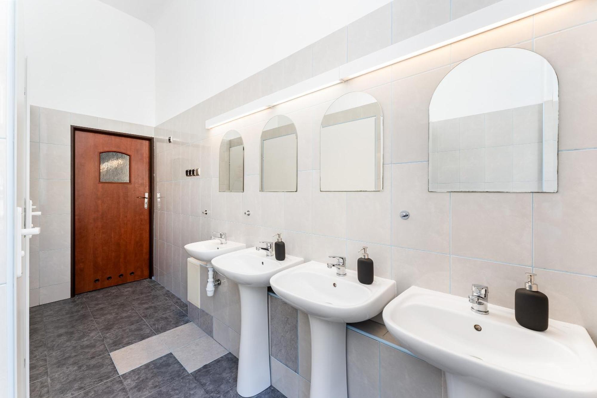 Rpg Hostel Krakow Bagian luar foto
